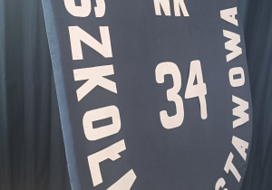 Dekoracja - Tarcza "Szkoła Podstawowa nr 34".